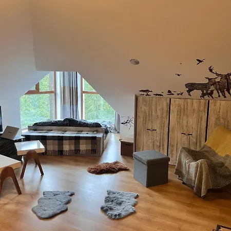 Cozy At The Castle - Apartment *